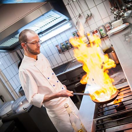 Gasthof Sauerteig Rödental エクステリア 写真